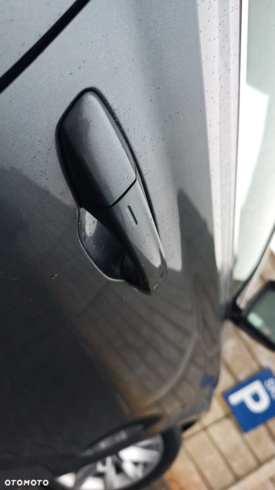 Skoda Superb 2.0 TDI Premium Edition - 23