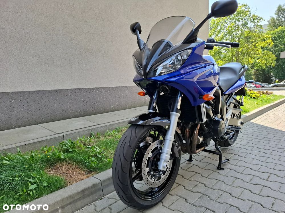 Yamaha FZ6 - 5