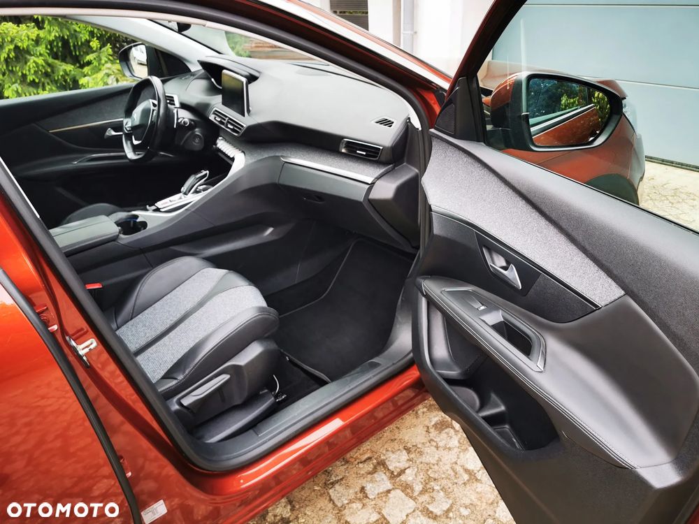 Peugeot 3008 1.6 THP Allure S&S EAT6 - 17
