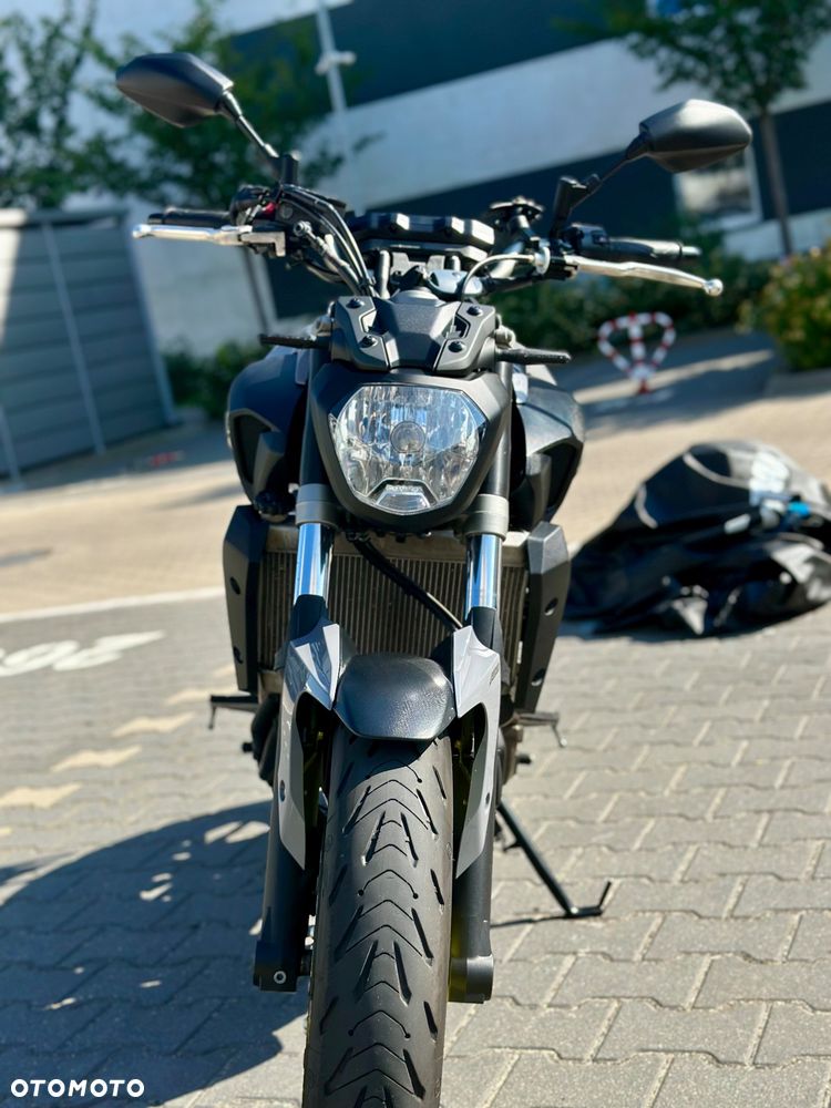Yamaha MT - 9