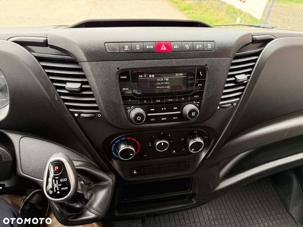 Iveco Daily 35S180, 3.0 180KM, Kontener+winda, HiMatic, Bardzo zadbany - 23