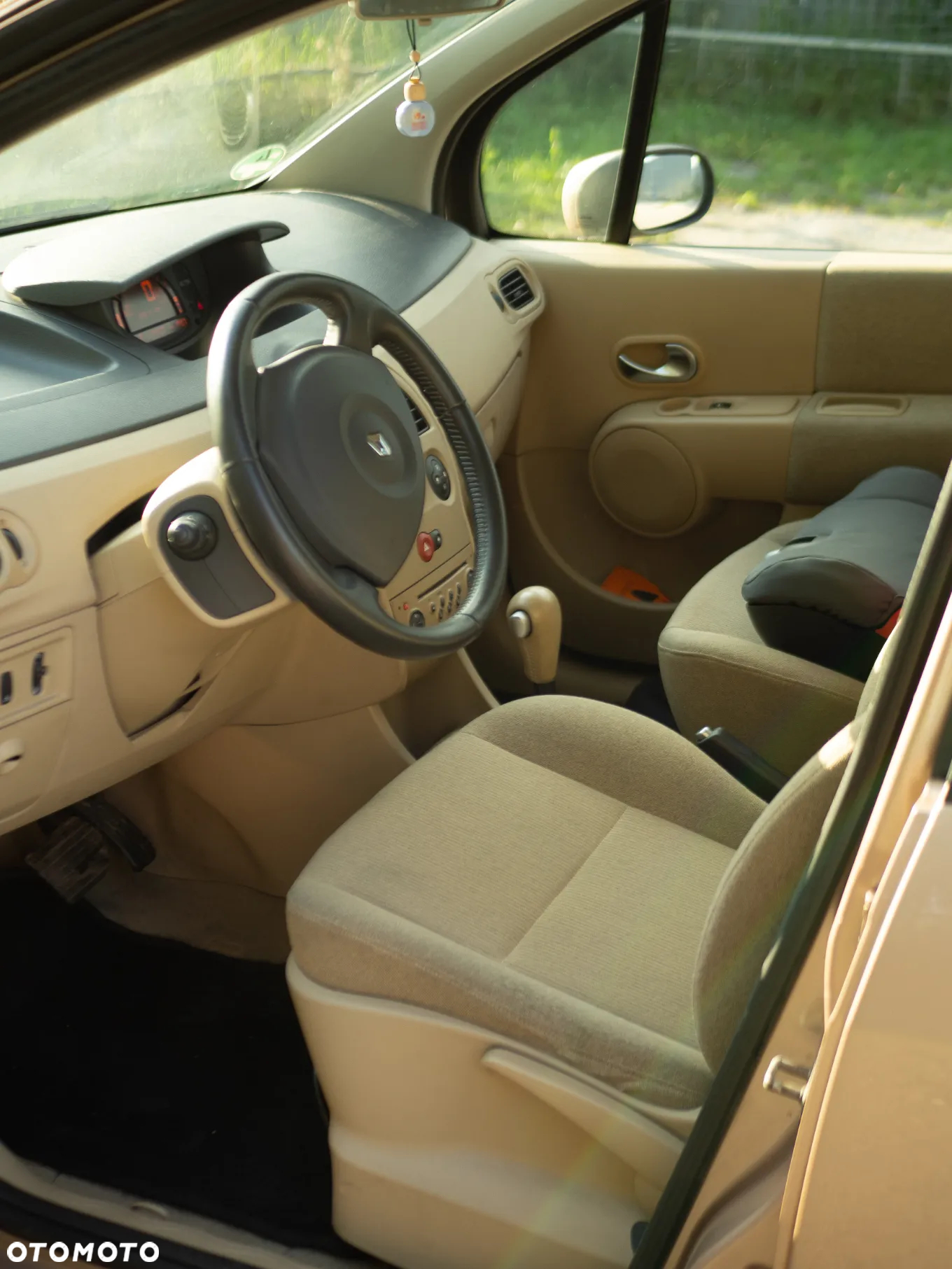 Renault Modus 1.6 16V ESP Privilege - 19