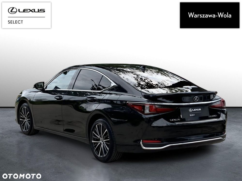 Lexus ES 300h Business Edition - 3