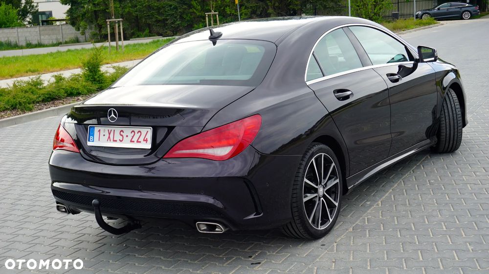 Mercedes-Benz CLA 180 AMG Line - 13