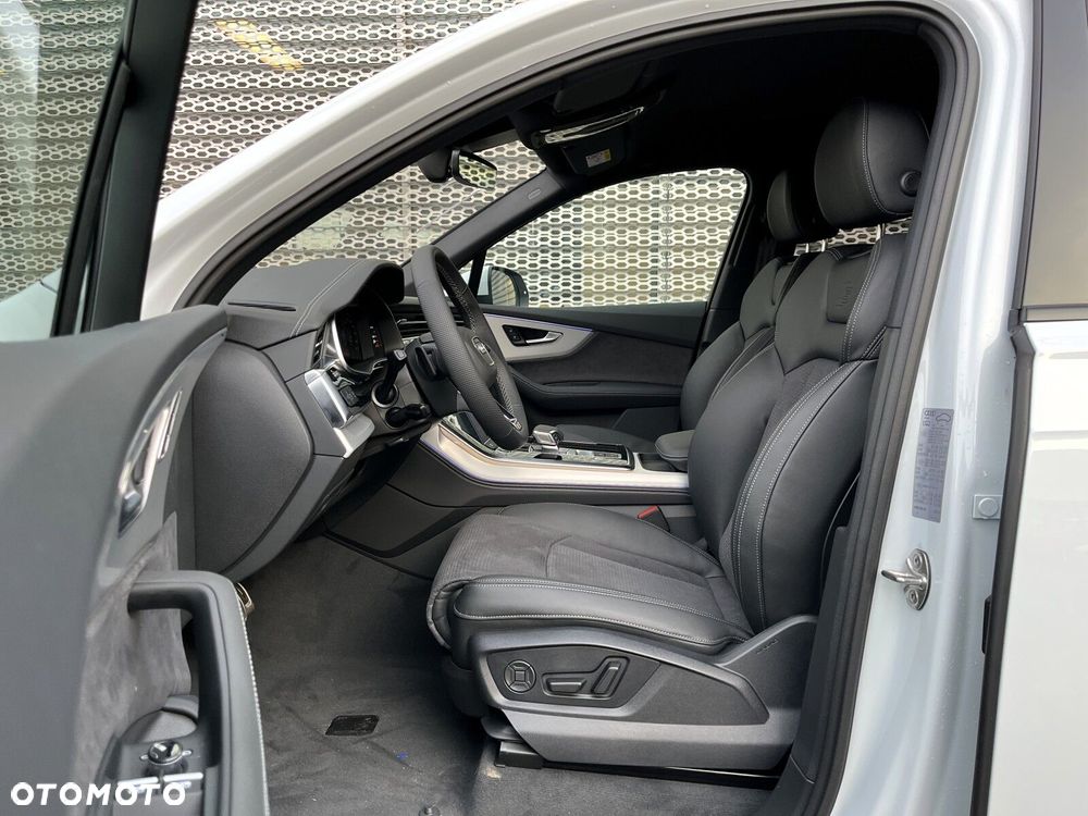 Audi Q7 - 17