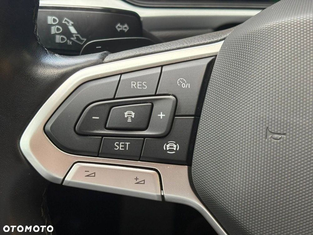 Volkswagen T-Roc 1.5 TSI Life DSG - 7