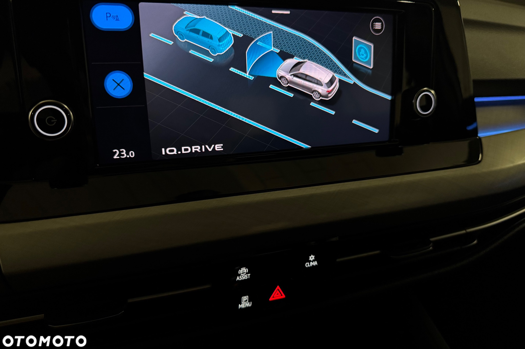 Volkswagen Golf VIII 1.5 TSI EVO Life - 33