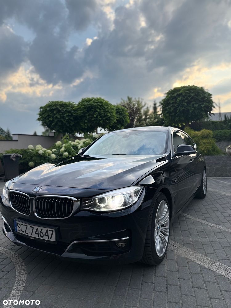 BMW 3GT 330d xDrive Luxury Line - 2