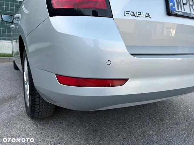 Skoda Fabia 1.0 TSI Ambition - 18