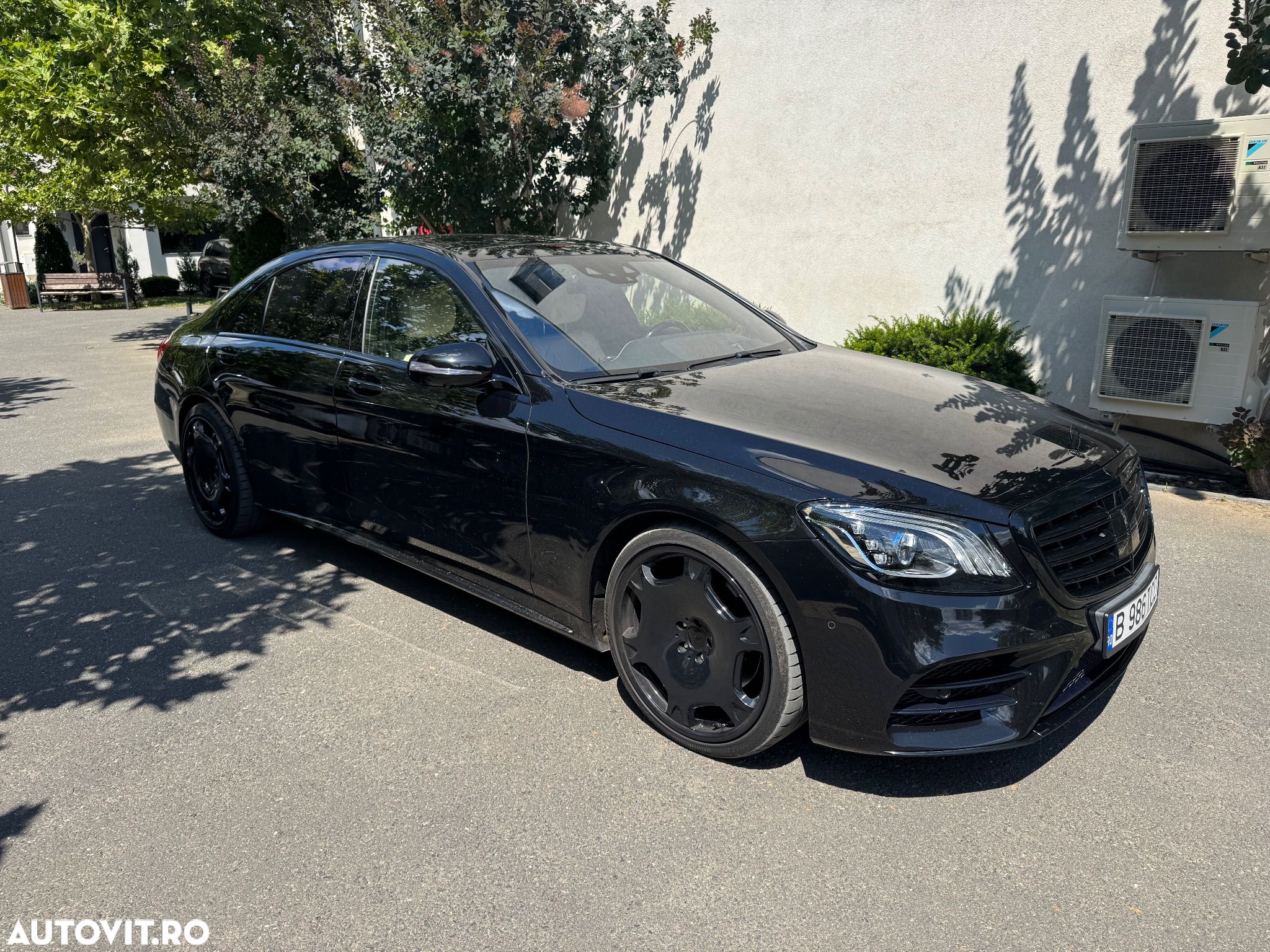 Mercedes-Benz S 560 4Matic 9G-TRONIC - 1