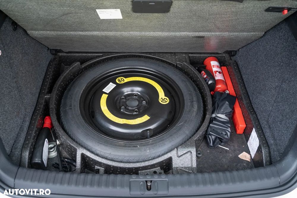 Volkswagen Tiguan 2.0 TDI 4Motion BMT Sport & Style - 11