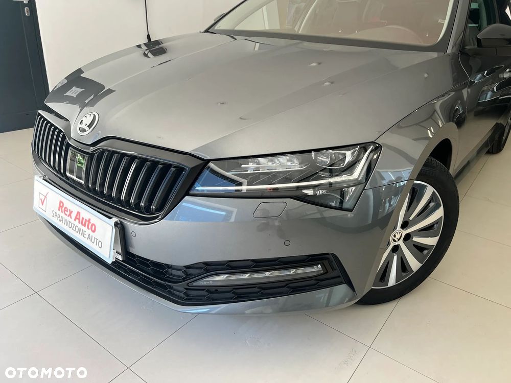 Skoda Superb 2.0 TDI SCR Style DSG - 4