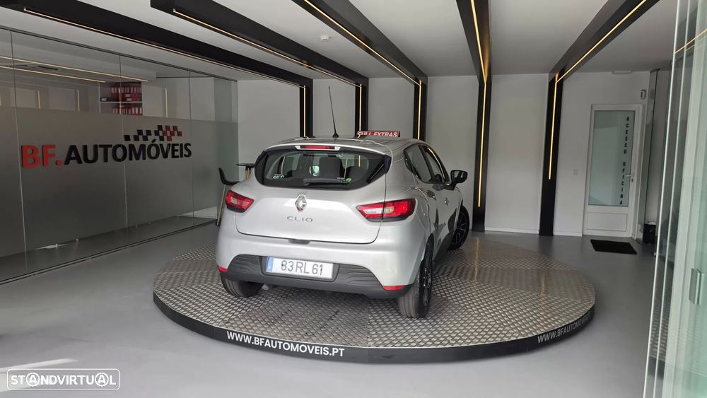 Renault Clio 1.5 dCi Dynamique S - 17