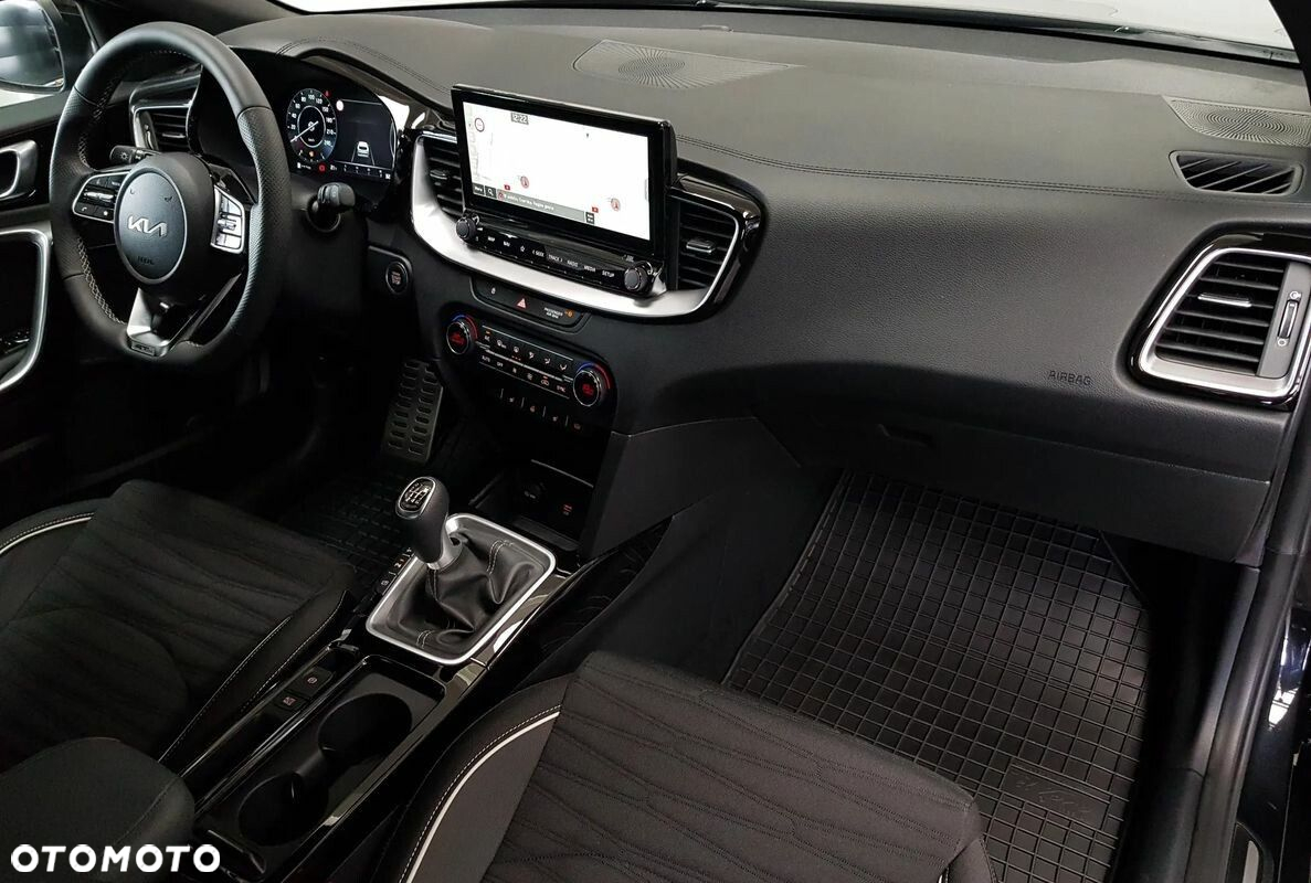 Kia ProCeed - 29