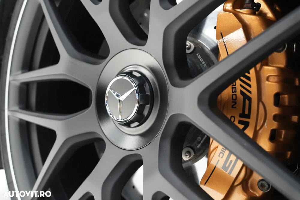 Mercedes-Benz AMG GT 4-door Coupe 63 S 4Matic+ - 11