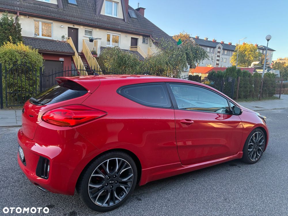 Kia Ceed 1.6 T-GDI GT L - 8