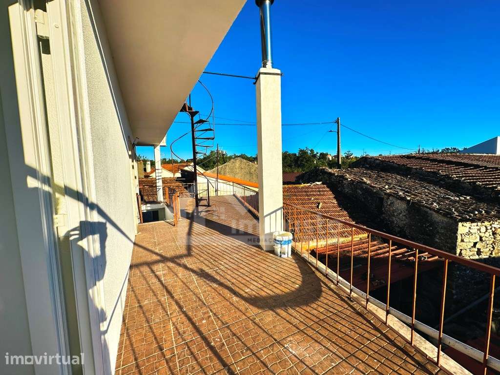 Apartamento T4 pronto a habitar em Sarzedelas, Ansião - Grande imagem: 3/43