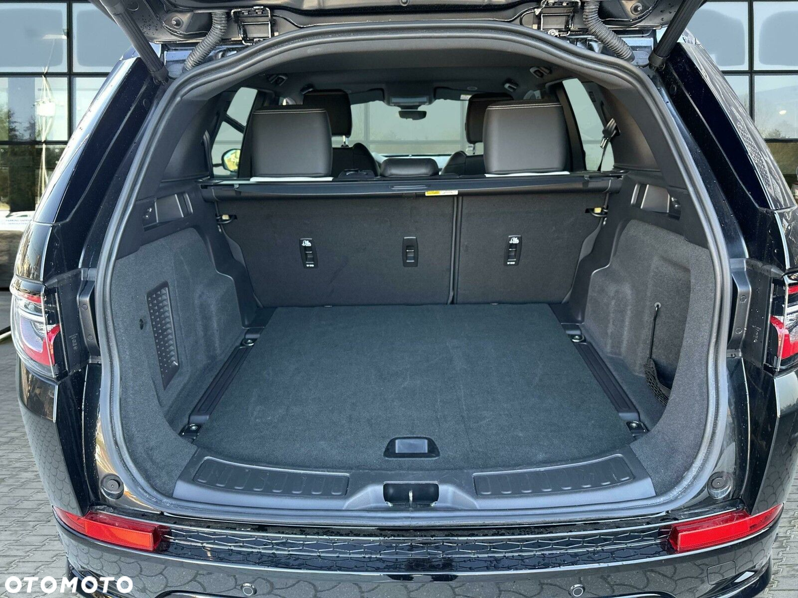 Land Rover Discovery Sport - 19