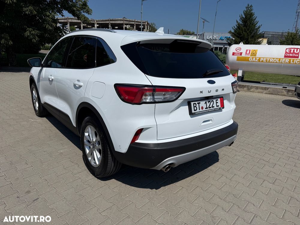 Ford Kuga 2021 photo 4