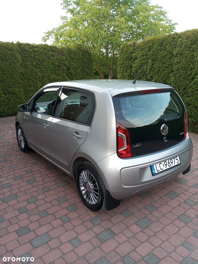 Volkswagen up! cheer - 2