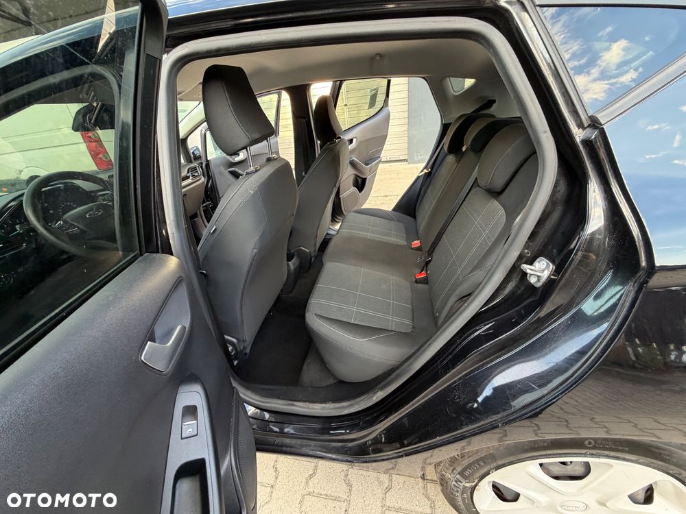 Ford Fiesta - 12