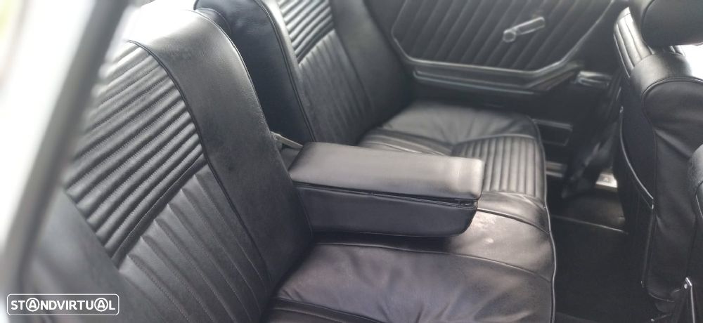 Alfa Romeo 2000 - 30