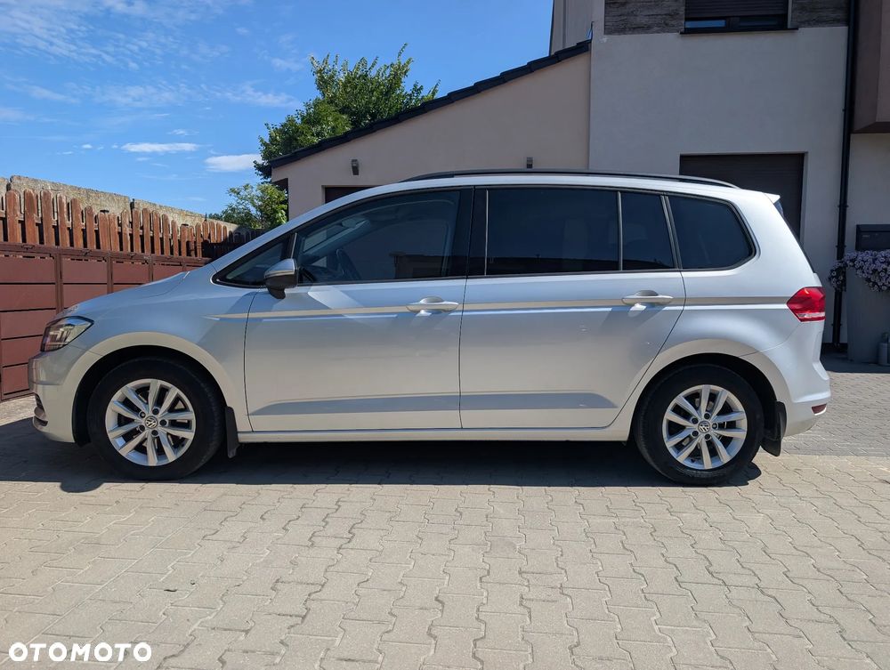 Volkswagen Touran 1.6 TDI BMT Comfortline - 3