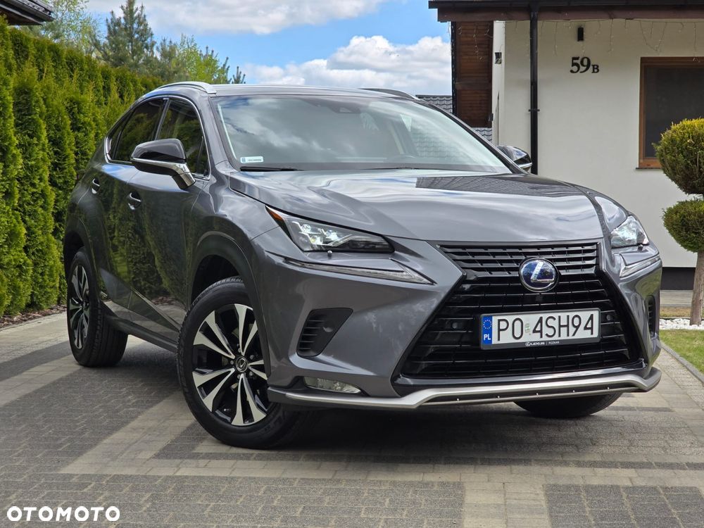 Lexus NX 300h Prestige AWD - 1