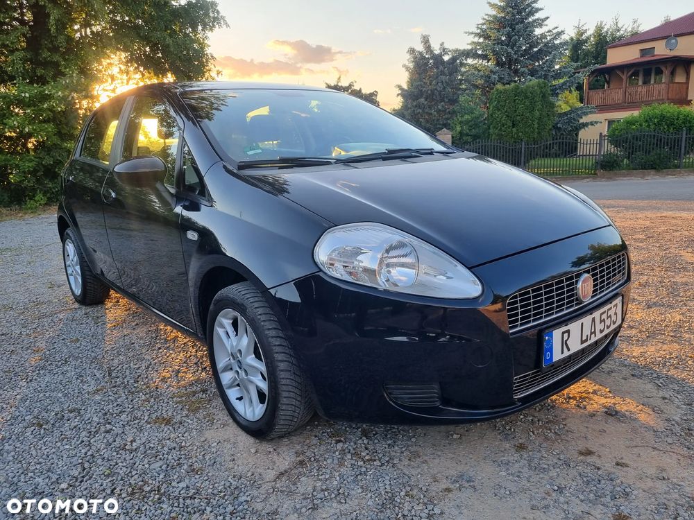 Fiat Punto 1.4 16V Dynamic - 1
