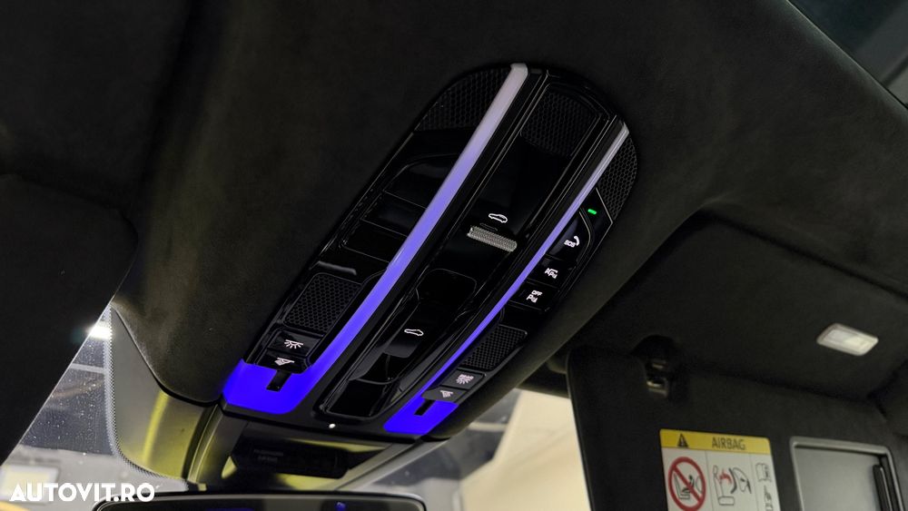 Porsche Cayenne Tiptronic S Platinum Edition - 14