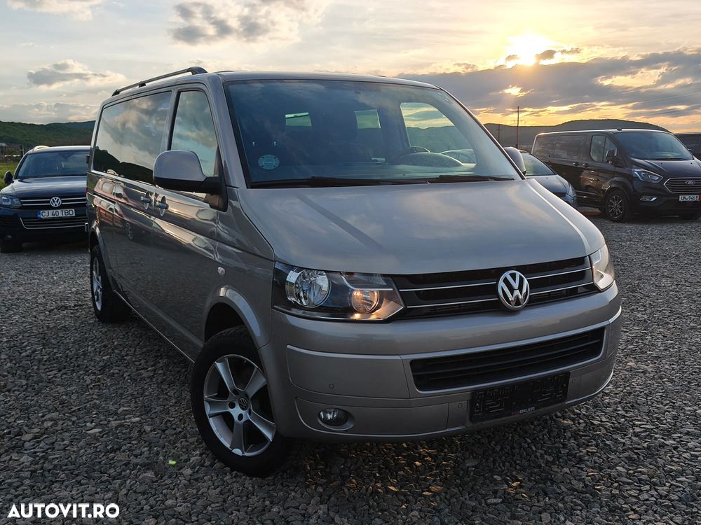 Volkswagen Caravelle - 9