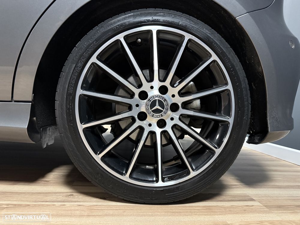 Mercedes-Benz A 180 d AMG Line - 9