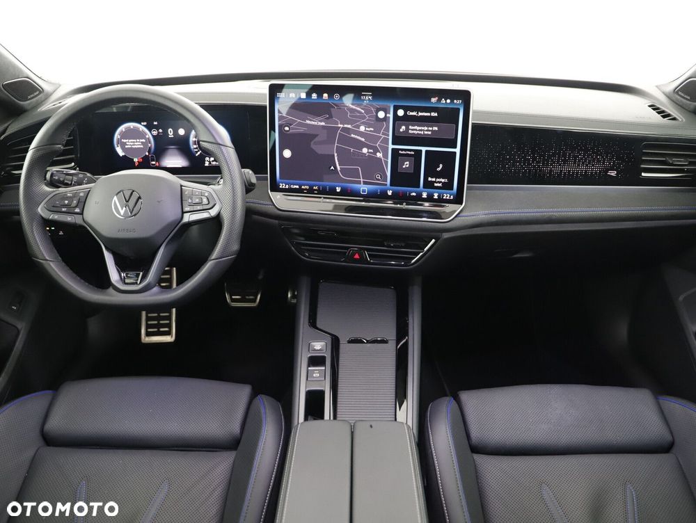 Volkswagen Passat - 12
