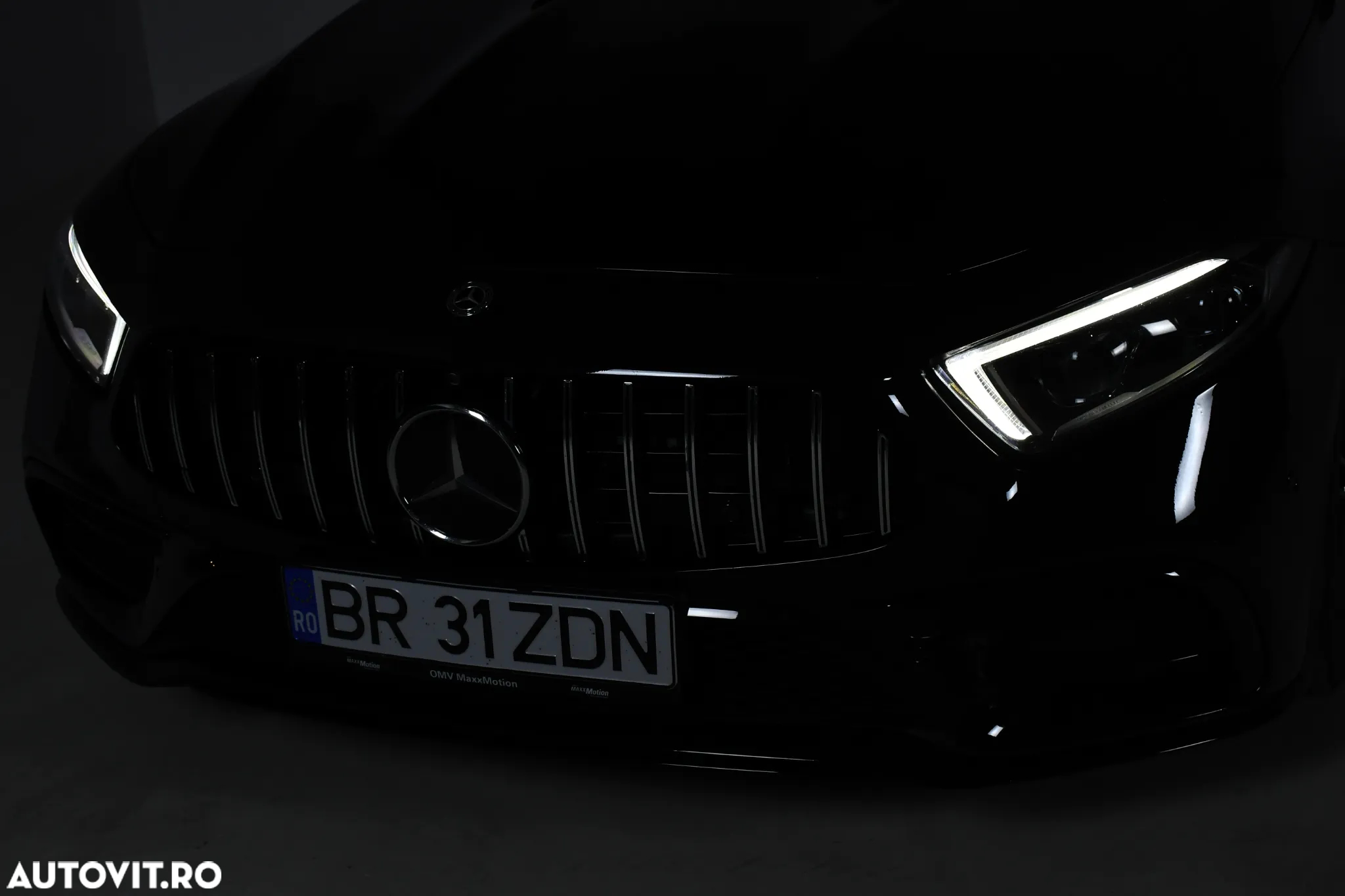 Mercedes-Benz CLS AMG 53 4MATIC Aut - 37