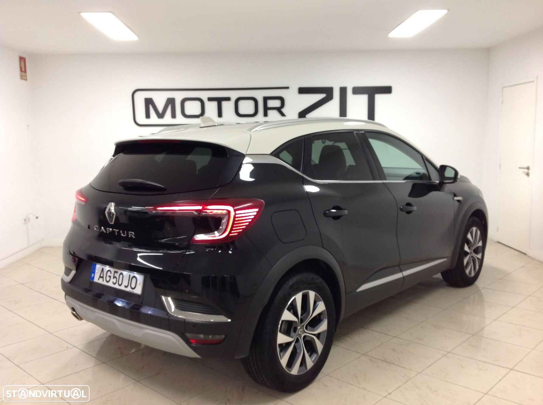 Renault Captur 1.0 TCe Exclusive - 3