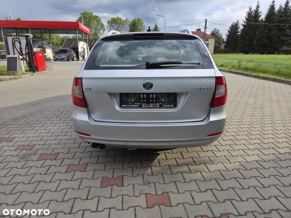 Skoda Superb 1.8 TSI DSG Exclusive - 5