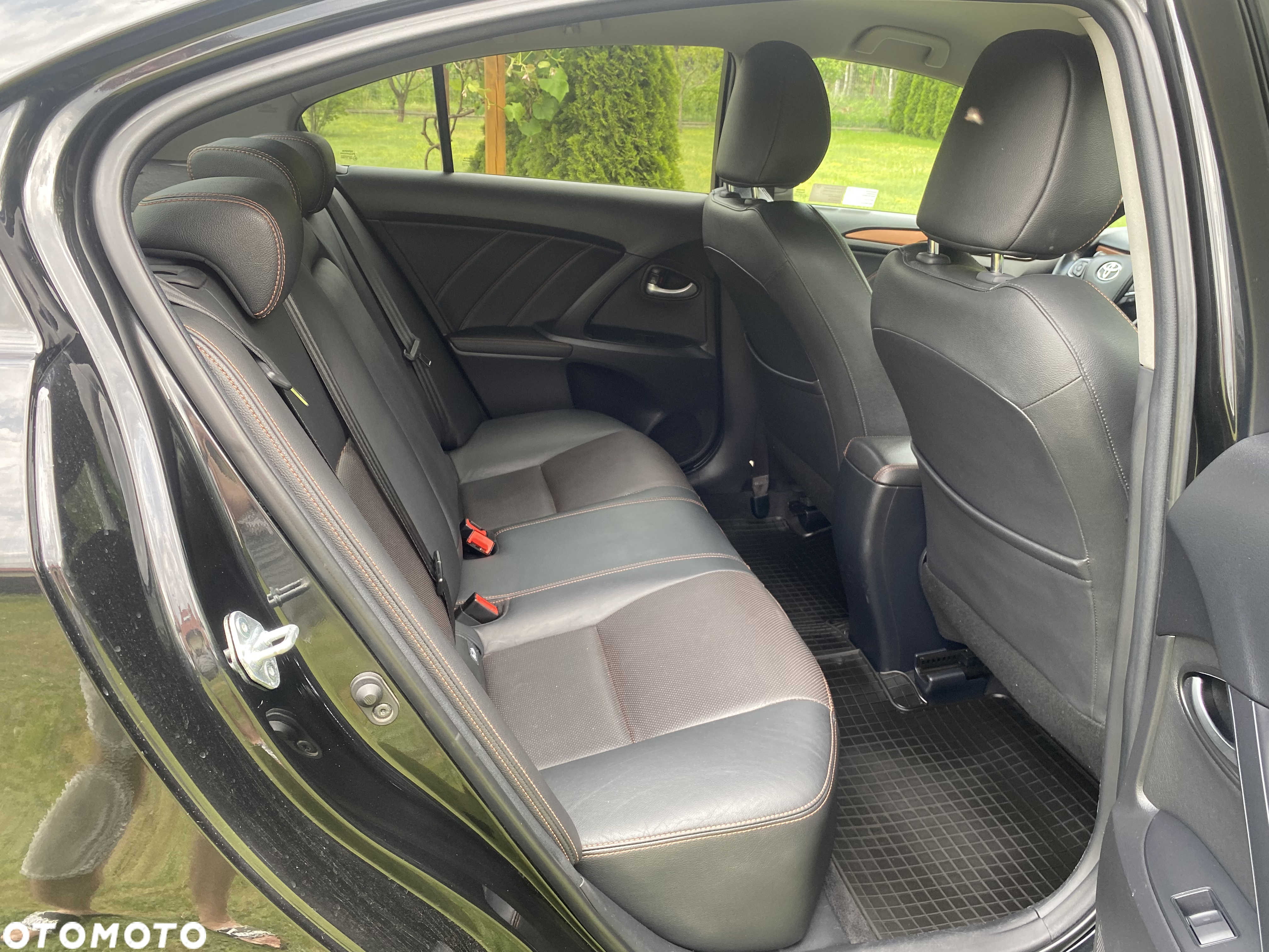 Toyota Avensis 1.8 Prestige MS - 25