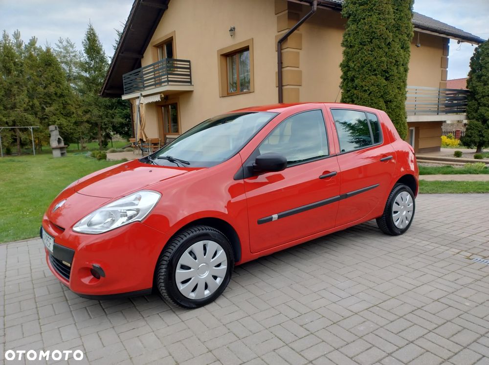Renault Clio 1.2 16V 75 Dynamique - 13