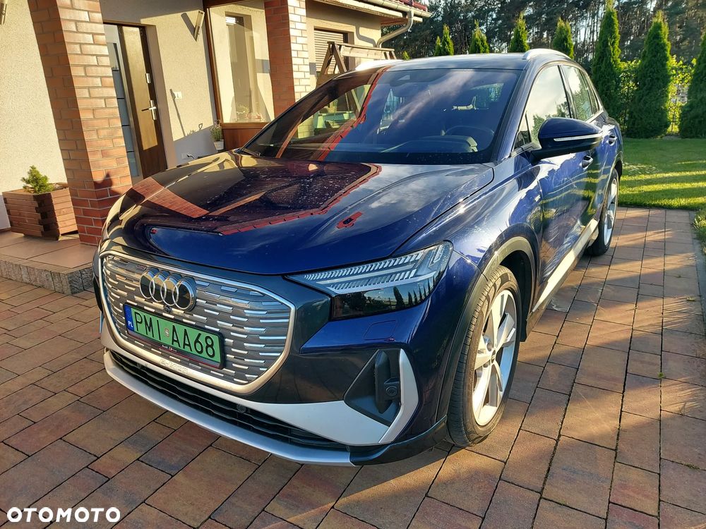Audi Q4 e-tron - 1