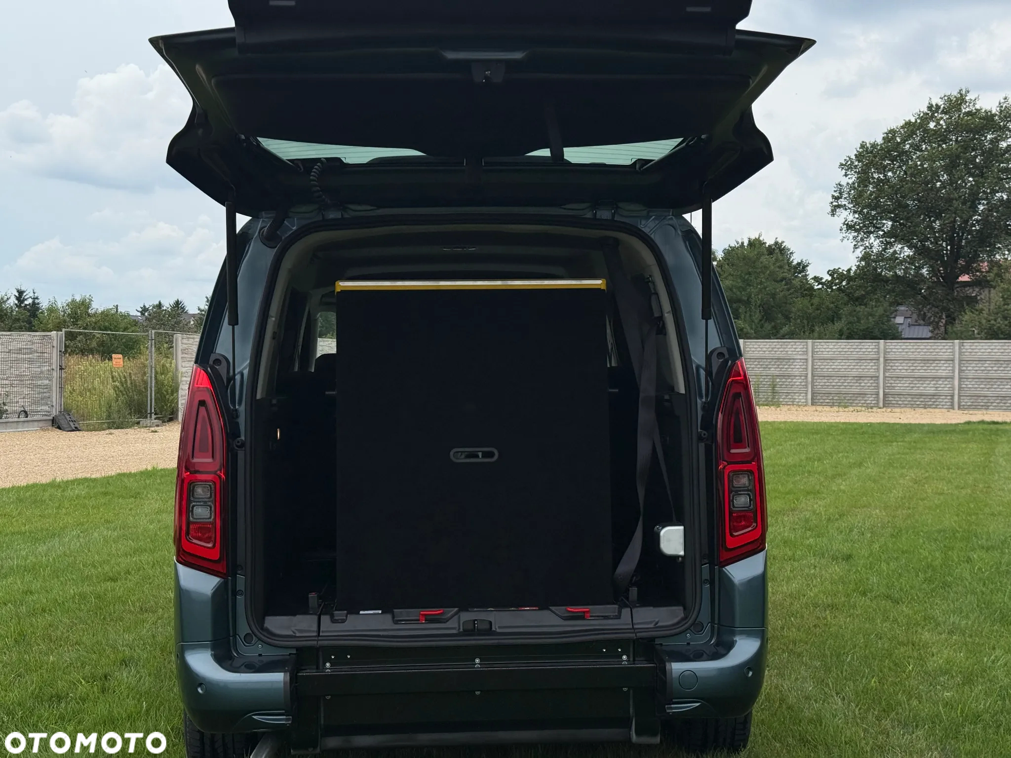 Toyota Proace City Verso 1.5 D-4D VIP - 4