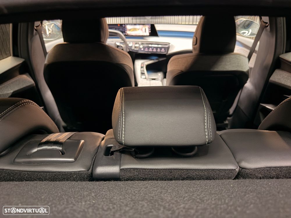 Peugeot E-3008 210 GT EXCLUSIVE - 28