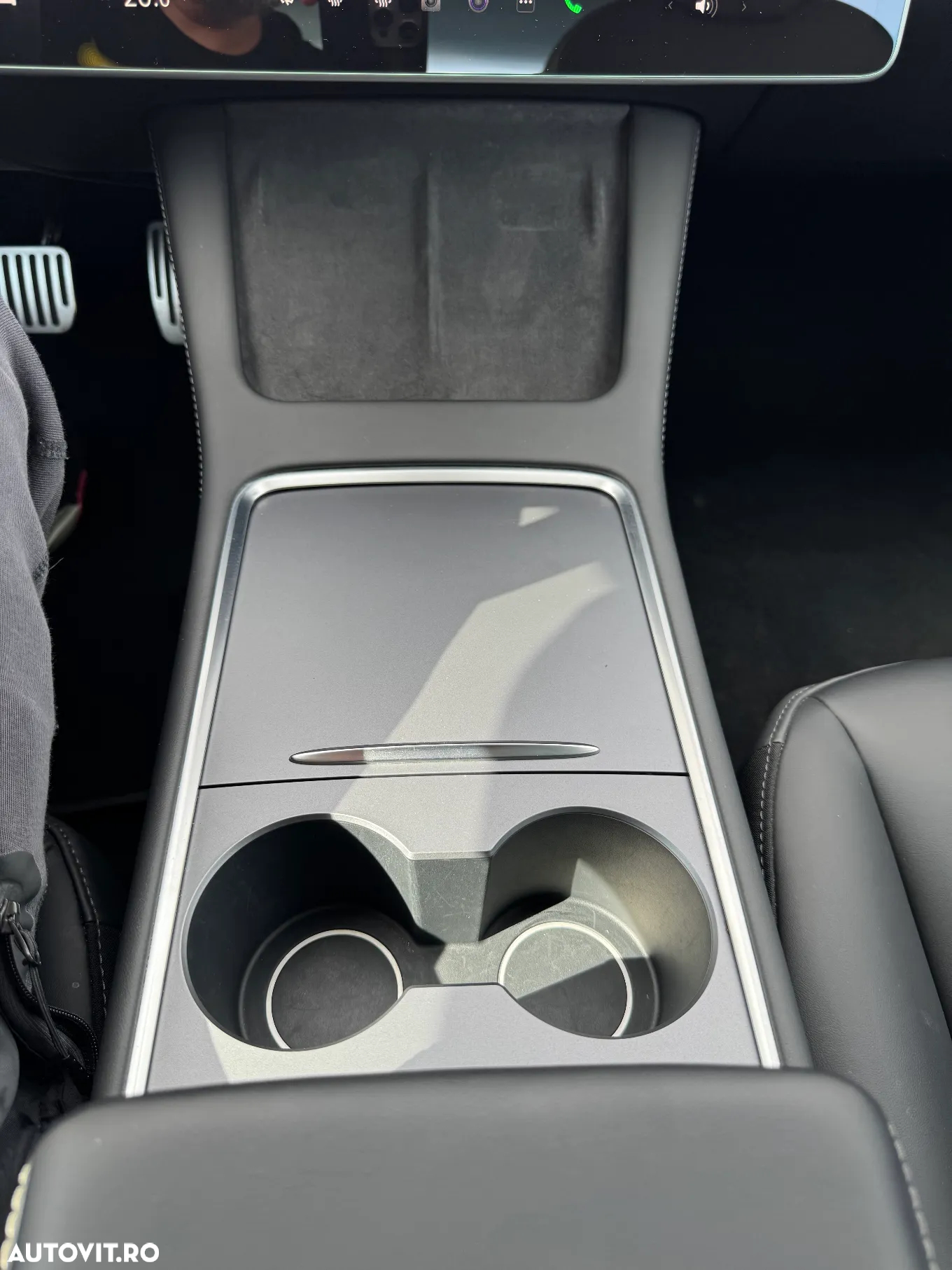 Tesla Model 3 Long Range - 21