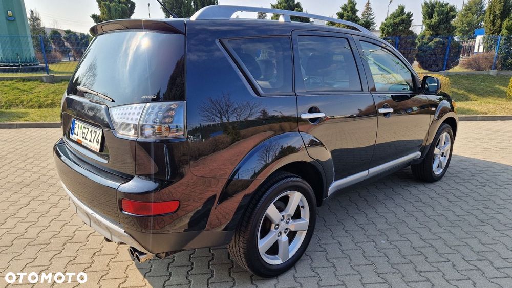 Mitsubishi Outlander 2.0 DI-D 4WD Invite - 6