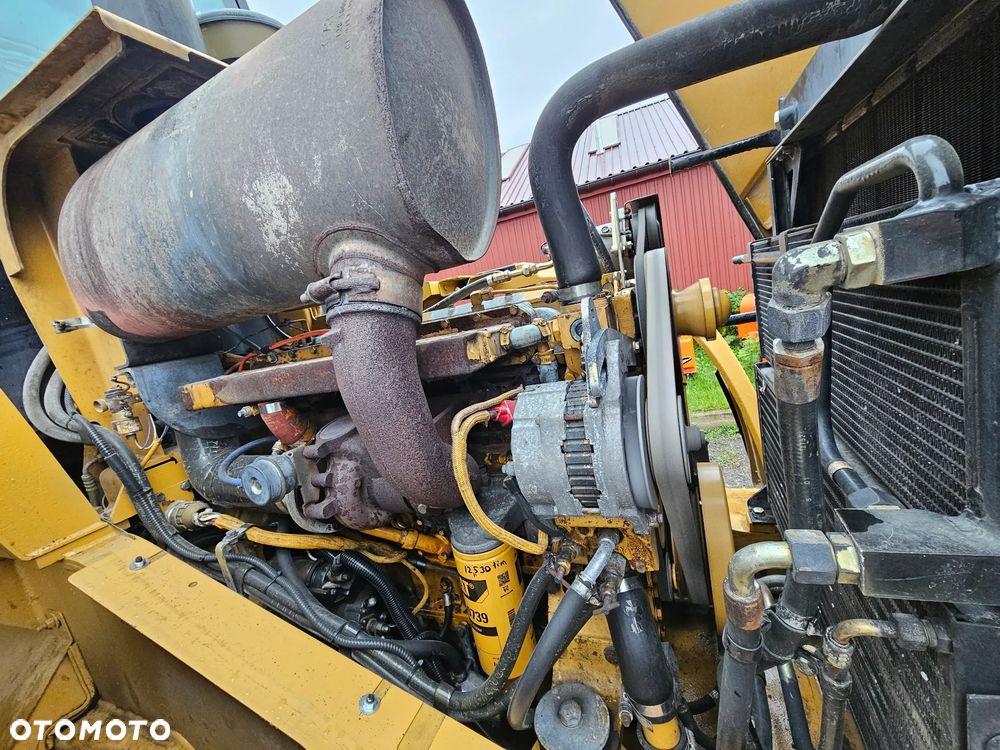 Caterpillar 962G - 21