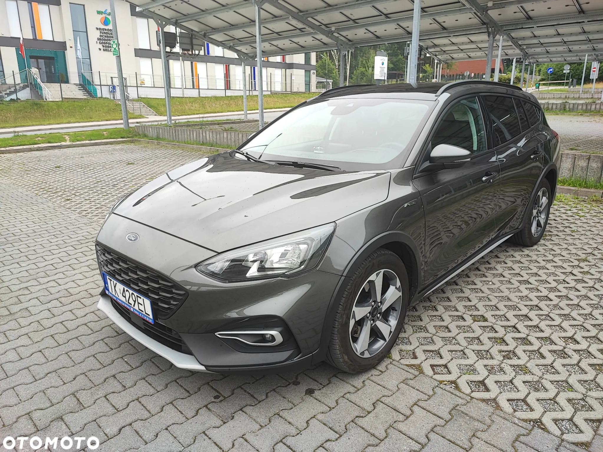 Ford Focus 1.5 EcoBoost Active X - 5