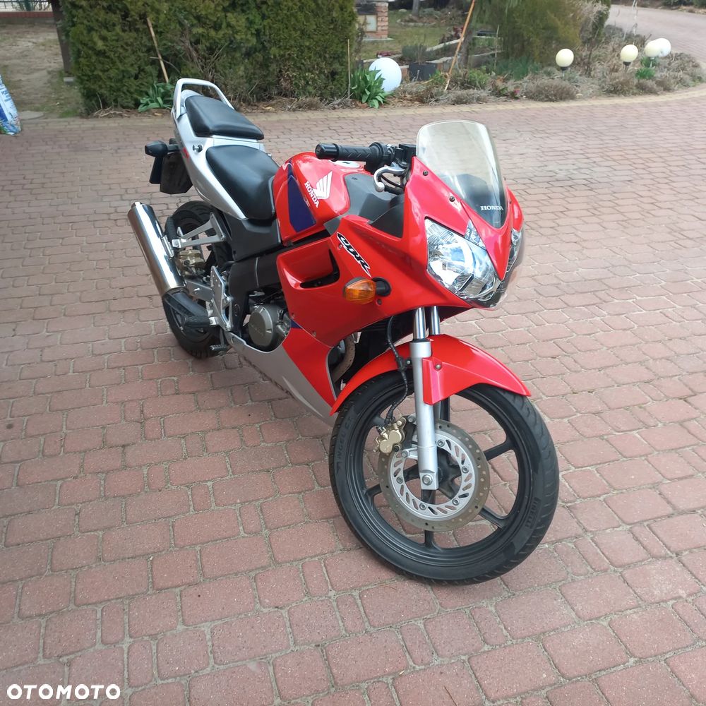 Honda CBR - 3