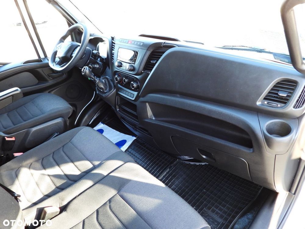 Iveco DAILY 50C16 PLANDEKA 10 PALET TEMPOMAT BLIŹNIACZE KOŁA KLIMATYZACJA  160KM - 41