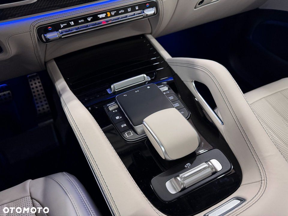 Mercedes-Benz GLS - 14