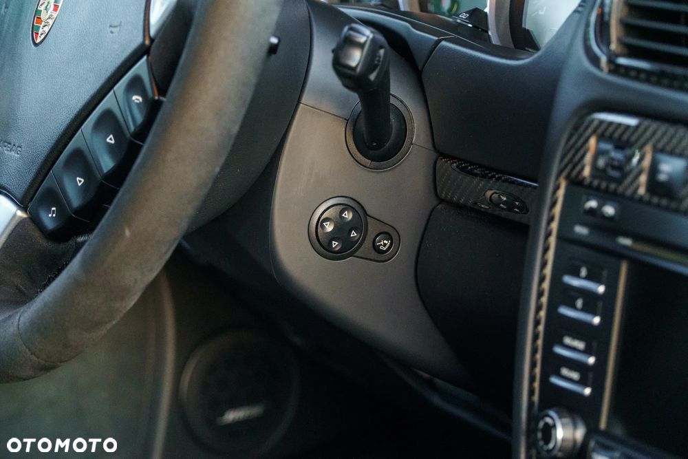 Porsche Cayenne - 19