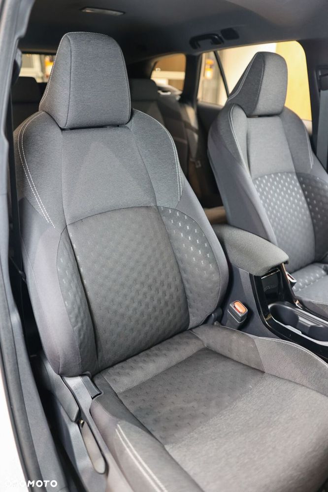 Toyota Corolla 1.8 Hybrid Comfort - 30